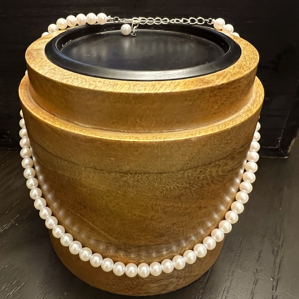 Faux Pearl Choker